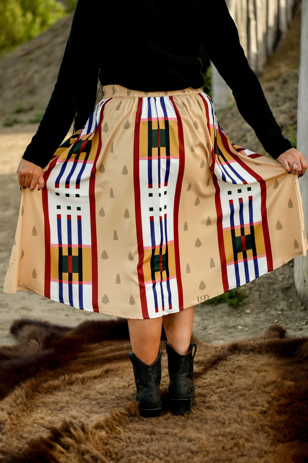 Geometric Arrowhead Midi Skirt