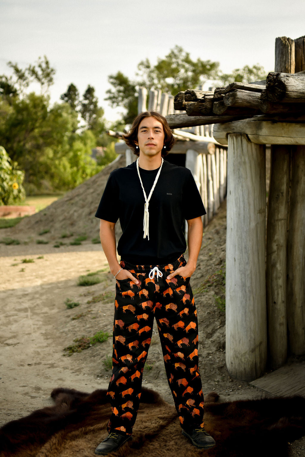 Ledger Bison Cotton Pants -Black