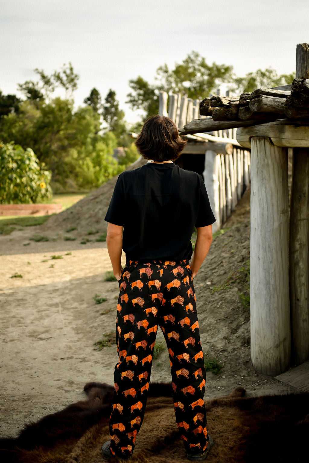 Ledger Bison Cotton Pants -Black