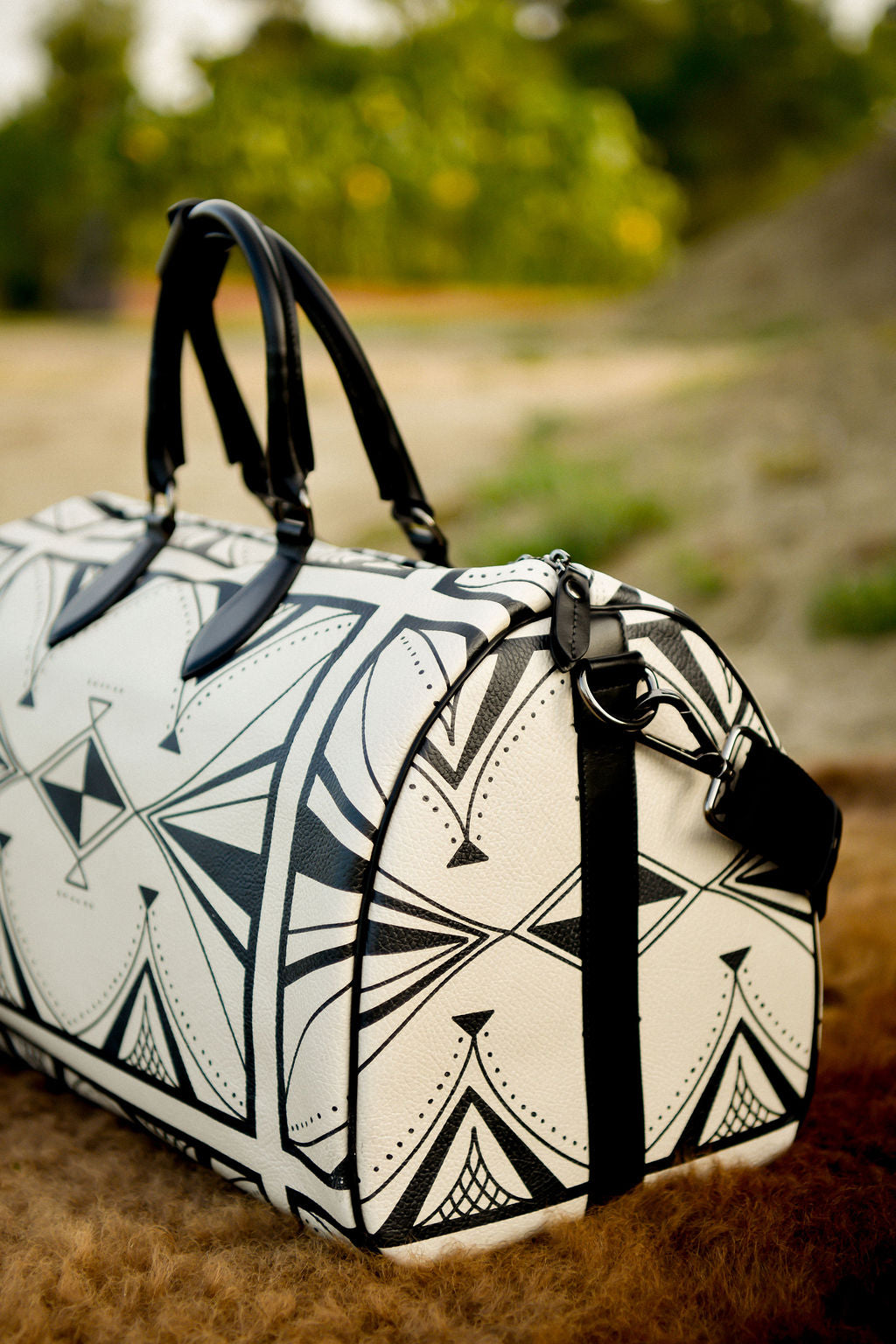 Parfleche Lines Leather Duffle - Large (Made to Order)